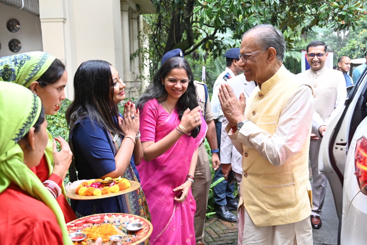 मॉरीशस के प्रधानमंत्री डॉ. नवीनचंद्र रामगुलाम का नरेंद्रनगर में भव्य स्वागत